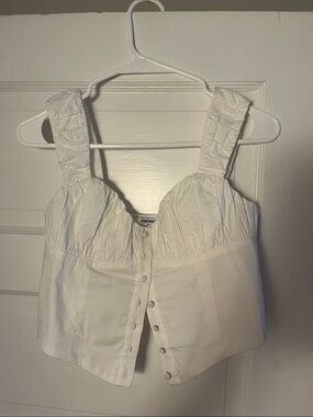 Rumored White Ruched Bust Cropped Tank with Button Front